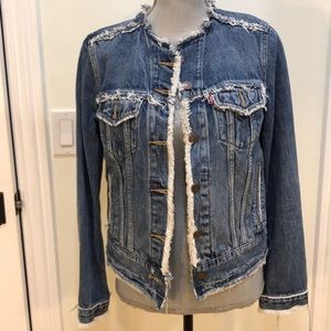 Levi’s custom jacket sz s slim fit never worn